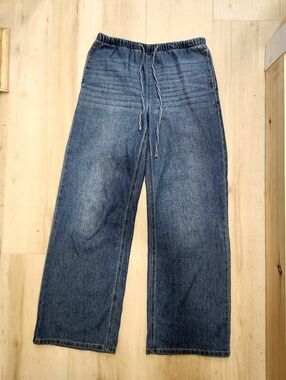 2/$25👖Vanilla Star | (1) Medium-wash Drawstring Wide-Leg Jeans